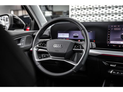 Audi Q3 e-hybrid 200 kW | 360 Camera | Stoelverwarming | Adaptive Cruise Control | ActivLease financial lease