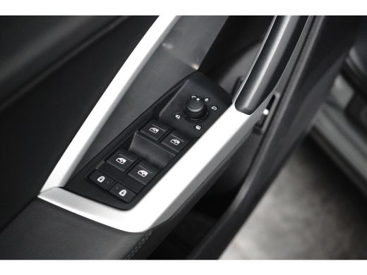 Audi Q3 Leder/Navi/Winterpakket ActivLease financial lease