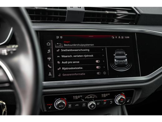 Audi Q3 | Leder | Navigatie | Stoelverwarming | ActivLease financial lease