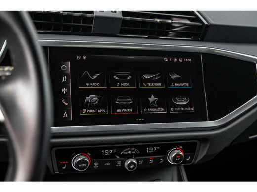 Audi Q3 | Leder | Navigatie | Stoelverwarming | ActivLease financial lease
