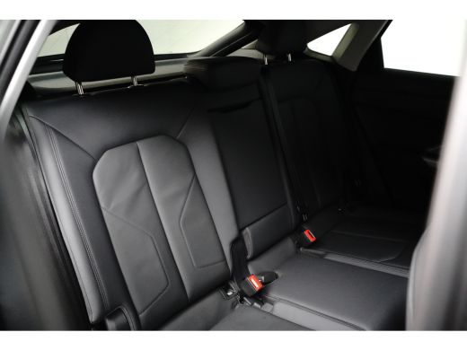 Audi Q3 Leder/Navi/Winterpakket ActivLease financial lease