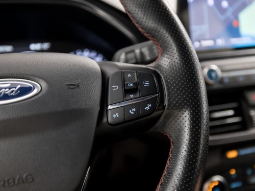Ford Focus 1.5 EcoBoost ST Line 150Pk Automaat (APPLE CARPLAY, GROOT NAVI, STOELVERWARMING, KEYLESS, SPORTST... ActivLease financial lease