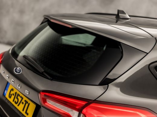 Ford Focus 1.5 EcoBoost ST Line 150Pk Automaat (APPLE CARPLAY, GROOT NAVI, STOELVERWARMING, KEYLESS, SPORTST... ActivLease financial lease