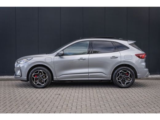 Ford Kuga 2.5 PHEV ST-Line X | Panoramadak | Adaptieve cruise | 360 Camera | AGR | Dodehoek detectie | Wint... ActivLease financial lease