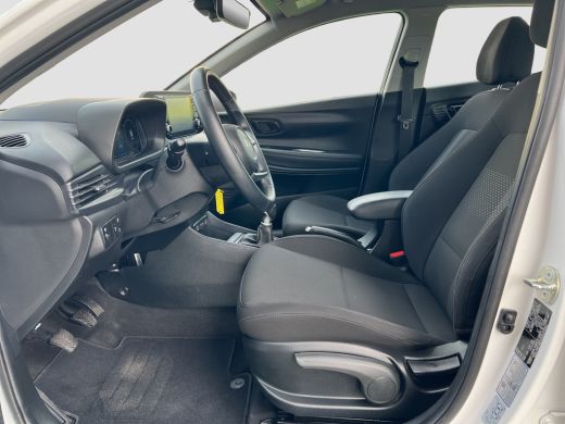 Hyundai i20 1.0 T-GDI 100pk Comfort | Airco | Camera | Carplay | Cruise control | Dodehoek detectie | Navigat... ActivLease financial lease