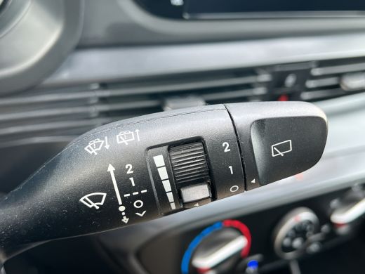 Hyundai i20 1.0 T-GDI 100pk Comfort | Airco | Camera | Carplay | Cruise control | Dodehoek detectie | Navigat... ActivLease financial lease