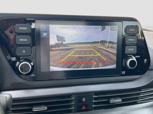 Hyundai i20 1.0 T-GDI 100pk Comfort | Airco | Camera | Carplay | Cruise control | Dodehoek detectie | Navigat... ActivLease financial lease