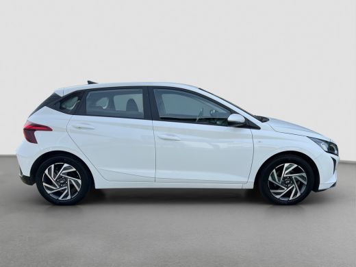 Hyundai i20 1.0 T-GDI 100pk Comfort | Airco | Camera | Carplay | Cruise control | Dodehoek detectie | Navigat... ActivLease financial lease