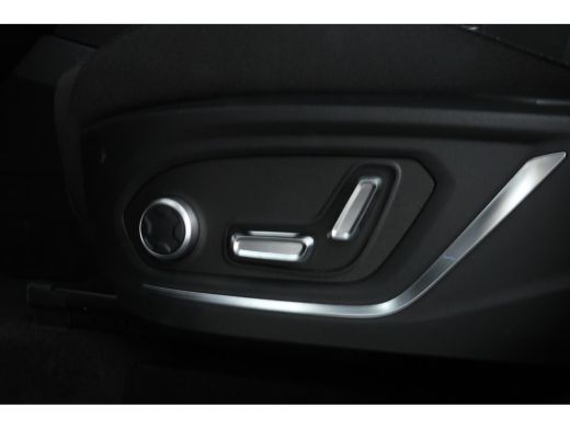 Lynk & Co 01 1.5 Zwarte hemel, Full black, ActivLease financial lease