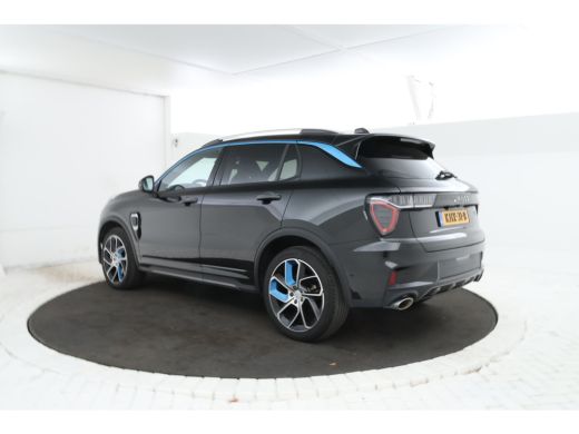 Lynk & Co 01 1.5 Zwarte hemel, Full black, ActivLease financial lease