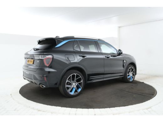Lynk & Co 01 1.5 Zwarte hemel, Full black, ActivLease financial lease