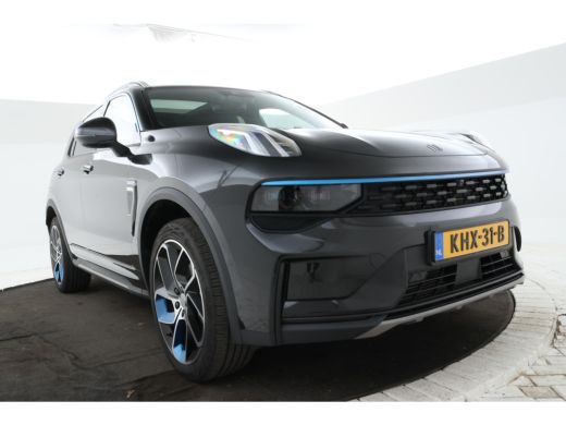 Lynk & Co 01 1.5 Zwarte hemel, Full black, ActivLease financial lease