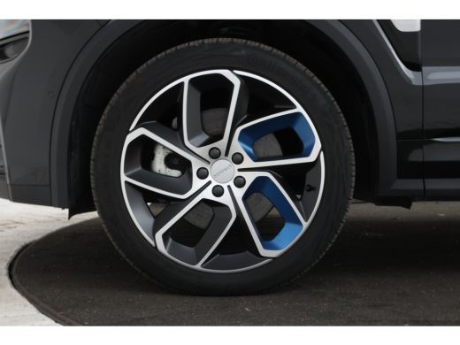 Lynk & Co 01 1.5 Zwarte hemel, Full black, ActivLease financial lease