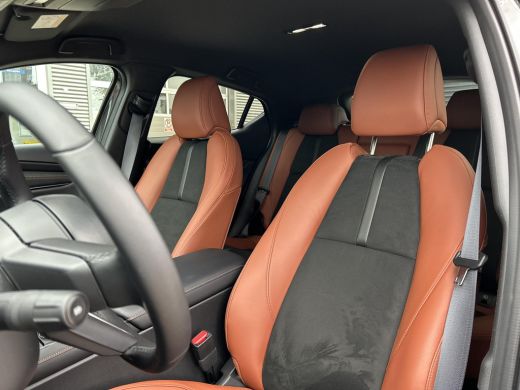 Mazda 3 2.5 e-SkyActiv-G M Hybrid 140 Nagisa | &euro; 7.550,- Demo Voordeel  | Rijklaarprijs ! ActivLease financial lease