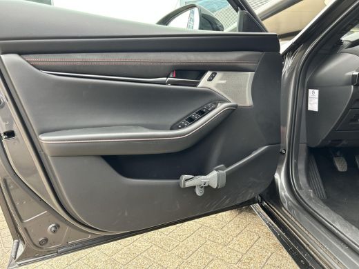 Mazda 3 2.5 e-SkyActiv-G M Hybrid 140 Nagisa | &euro; 7.550,- Demo Voordeel  | Rijklaarprijs ! ActivLease financial lease
