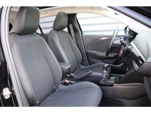 Opel Corsa 1.2 75PK 5-DRS ELEGANCE GS-LINE / NAVI / LEDER / CLIMA / LED / PDC / 17" LMV / UNIEK / CAMERA / P... ActivLease financial lease