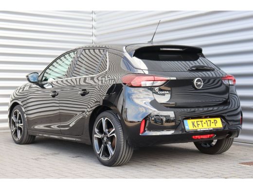 Opel Corsa 1.2 75PK 5-DRS ELEGANCE GS-LINE / NAVI / LEDER / CLIMA / LED / PDC / 17" LMV / UNIEK / CAMERA / P... ActivLease financial lease