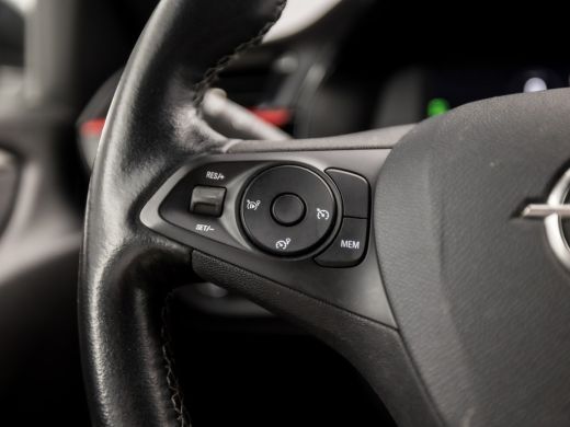 Opel Corsa 1.2 GS Line (VIRTUAL COCKPIT, APPLE CARPLAY, GETINT GLAS, LEDER, SPORTSTOELEN, ZWART HEMEL, CRUIS... ActivLease financial lease
