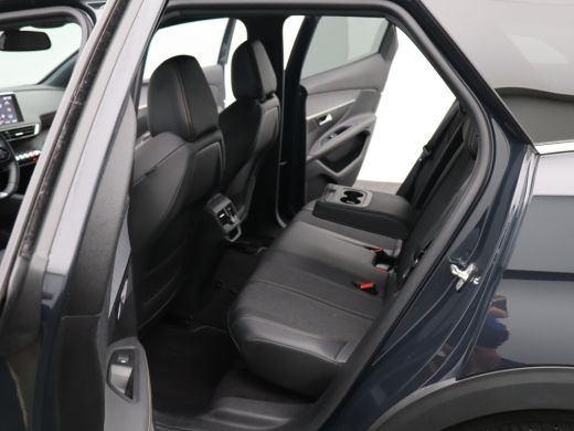 Peugeot 3008 1.2 PureTech GT Line Avantage Black Pack | Parkeersensoren Voor en Achter | Stoelverwarming | App... ActivLease financial lease