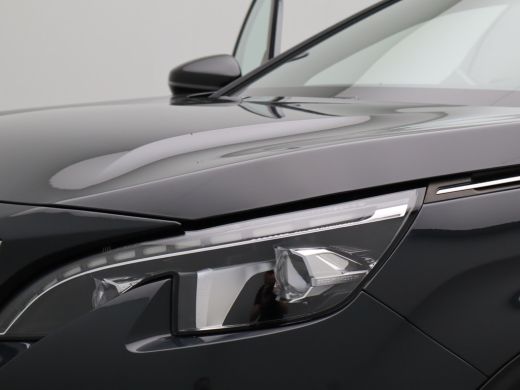 Peugeot 3008 1.2 PureTech GT Line Avantage Black Pack | Parkeersensoren Voor en Achter | Stoelverwarming | App... ActivLease financial lease