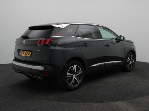 Peugeot 3008 1.2 PureTech GT Line Avantage Black Pack | Parkeersensoren Voor en Achter | Stoelverwarming | App... ActivLease financial lease