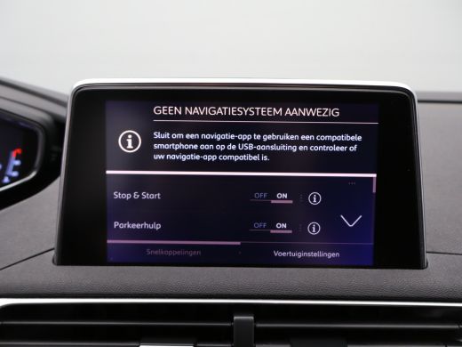 Peugeot 3008 1.2 PureTech GT Line Avantage Black Pack | Parkeersensoren Voor en Achter | Stoelverwarming | App... ActivLease financial lease