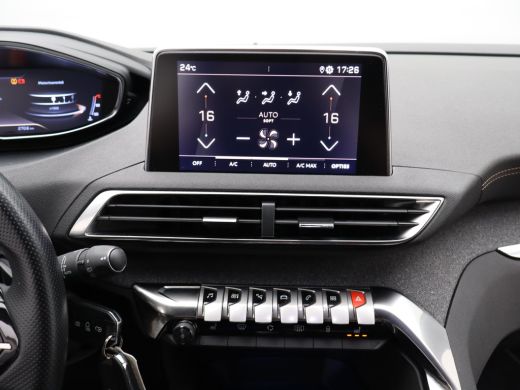 Peugeot 3008 1.2 PureTech GT Line Avantage Black Pack | Parkeersensoren Voor en Achter | Stoelverwarming | App... ActivLease financial lease