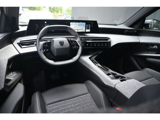 Peugeot 3008 1.6 plug-in Hybrid 195 Allure Tot 8 jaar Garantie! | Afn. Trekhaak | 7,4kW Lader | AllSeason | Na... ActivLease financial lease