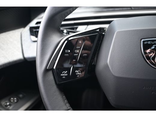 Peugeot 3008 1.6 plug-in Hybrid 195 Allure Tot 8 jaar Garantie! | Afn. Trekhaak | 7,4kW Lader | AllSeason | Na... ActivLease financial lease