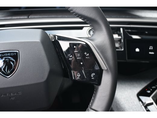 Peugeot 3008 1.6 plug-in Hybrid 195 Allure Tot 8 jaar Garantie! | Afn. Trekhaak | 7,4kW Lader | AllSeason | Na... ActivLease financial lease