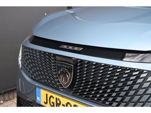 Peugeot 3008 1.6 plug-in Hybrid 195 Allure Tot 8 jaar Garantie! | Afn. Trekhaak | 7,4kW Lader | AllSeason | Na... ActivLease financial lease