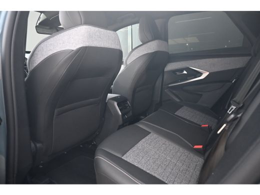 Peugeot 3008 1.6 plug-in Hybrid 195 Allure Tot 8 jaar Garantie! | Afn. Trekhaak | 7,4kW Lader | AllSeason | Na... ActivLease financial lease