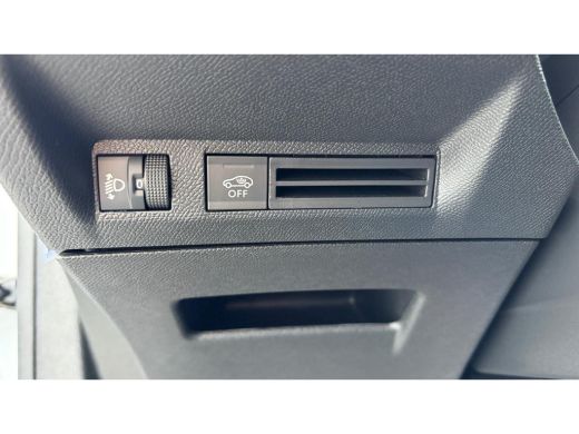 Peugeot e-3008 Allure | Elektrische parkeerrem | Extra getinte achterste zijruiten en achterruit ActivLease financial lease