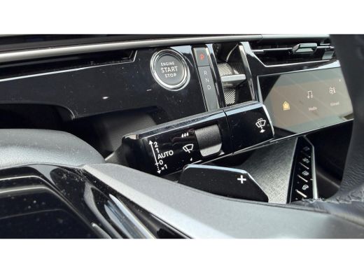 Peugeot e-3008 Allure | Elektrische parkeerrem | Extra getinte achterste zijruiten en achterruit ActivLease financial lease