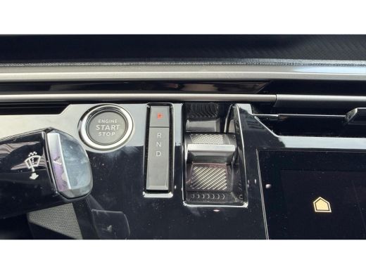 Peugeot e-3008 Allure | Elektrische parkeerrem | Extra getinte achterste zijruiten en achterruit ActivLease financial lease