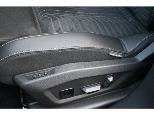 Peugeot e-3008 GT | Navigatie | 360 Camera | Adaptive Cruise | Alcantara | Elektr. Stoelen | Stoelverwarming | S... ActivLease financial lease