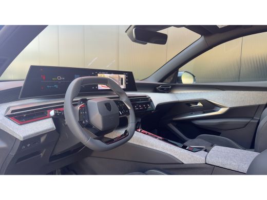 Peugeot e-3008 GT | Elektrische parkeerrem | Extra getinte achterste zijruiten en achterruit ActivLease financial lease