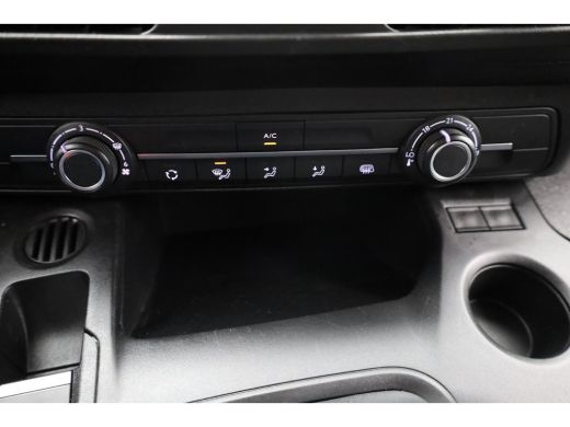 Peugeot Partner 1.5 BlueHDI Premium Trekhaak | houten Laadvloer | Carplay | Airco | Cruise | 2 zitplaatsen | 2 zi... ActivLease financial lease