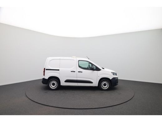 Peugeot Partner 1.5 BlueHDI Premium Trekhaak | houten Laadvloer | Carplay | Airco | Cruise | 2 zitplaatsen | 2 zi... ActivLease financial lease