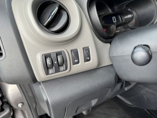 Renault Trafic 1.6 dCi T29 L2H1 Comfort Energy | Trekhaak | Imperiaal | Prijs Rijklaar!! ActivLease financial lease