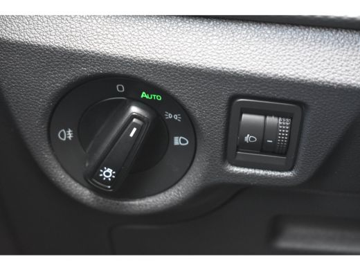 Skoda Kamiq 1.0 TSI 110PK Ambition | APP. CONNECT | CRUISE CONTROL | AIRCO | FULL LED | DAB+ ActivLease financial lease