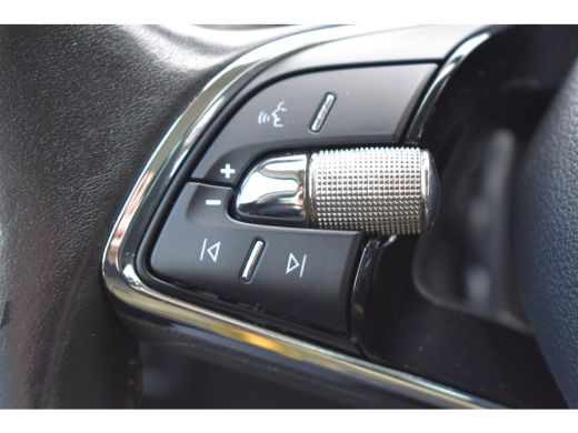 Skoda Kamiq 1.0 TSI 110PK Ambition | APP. CONNECT | CRUISE CONTROL | AIRCO | FULL LED | DAB+ ActivLease financial lease
