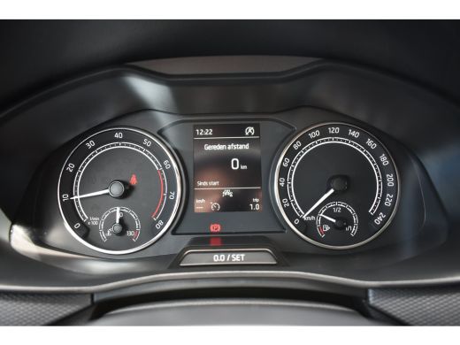 Skoda Kamiq 1.0 TSI 110PK Ambition | APP. CONNECT | CRUISE CONTROL | AIRCO | FULL LED | DAB+ ActivLease financial lease