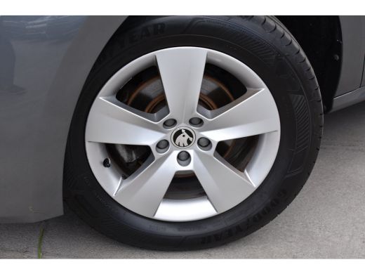 Skoda Kamiq 1.0 TSI 110PK Ambition | APP. CONNECT | CRUISE CONTROL | AIRCO | FULL LED | DAB+ ActivLease financial lease