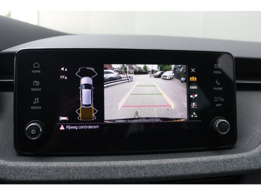 Skoda Kamiq 1.0 TSI 116PK Business Edition Facelift/Carplay-android/Camera/Keyfree/Parkeerhulp ActivLease financial lease