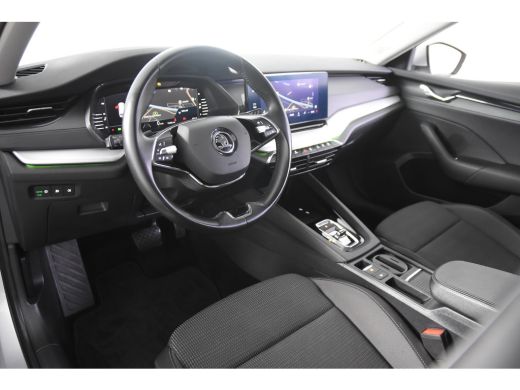 Skoda Octavia Combi e-TSI Ambition DSG *1ste eigenaar*Navigatie*Stoelverwarming*Trekhaak* ActivLease financial lease