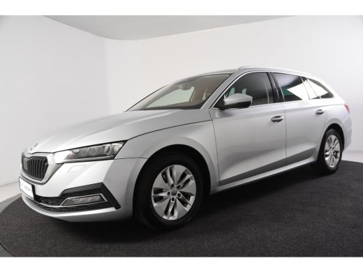 Skoda Octavia Combi e-TSI Ambition DSG *1ste eigenaar*Navigatie*Stoelverwarming*Trekhaak* ActivLease financial lease