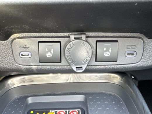 Toyota Aygo Hybrid 115 GR Sport Cabrio pakket | Parkeersensoren | Apple CarPlay/Android auto | Stoelverwarming ActivLease financial lease