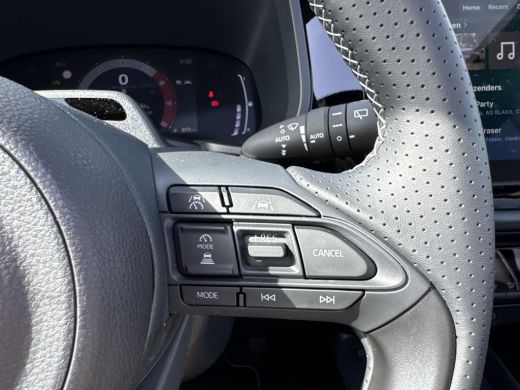 Toyota Aygo Hybrid 115 GR Sport Cabrio pakket | Parkeersensoren | Apple CarPlay/Android auto | Stoelverwarming ActivLease financial lease