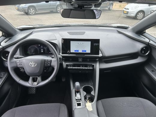 Toyota C-HR 2.0 Plug-in Hybrid 220 Dynamic ActivLease financial lease